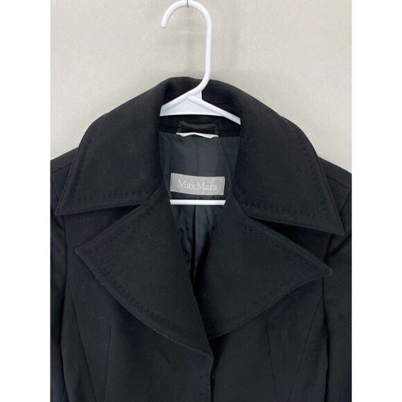 MaxMara Wome's Black Wool Pea Coat Three Buttons Size 8 - Picture 3 of 16